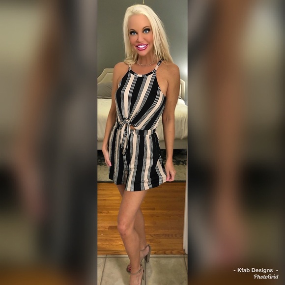 🥰LAST 1! Front Tie Striped Halter Romper! Gorg! - Picture 7 of 7